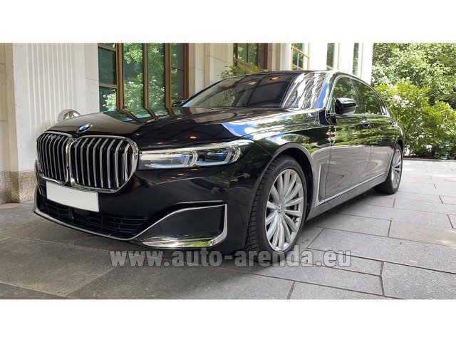 Rental BMW 730 d Lang xDrive M Sportpaket Executive Lounge in the Hague