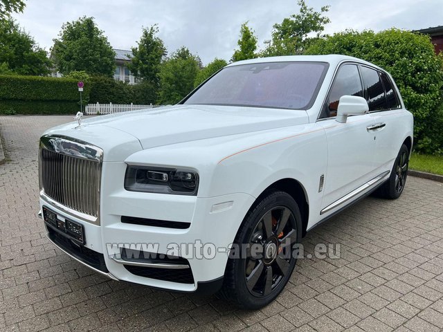 Rental Rolls-Royce Cullinan White in Rotterdam The Hague Airport